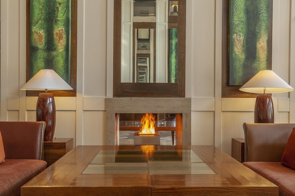 The Brehon Hotel & Spa Килларни Экстерьер фото