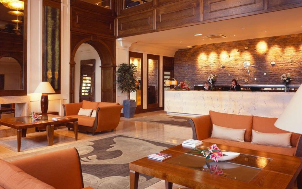 The Brehon Hotel & Spa Килларни Экстерьер фото